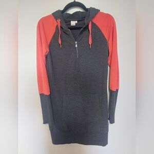 Oneil long sweater small